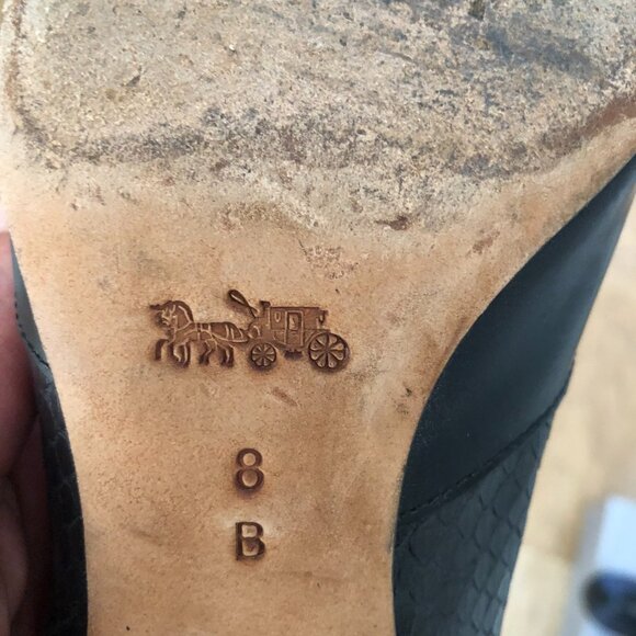 COACH LEATHER AND SUEDE POINTY PUMPS - Picture 6 of 6